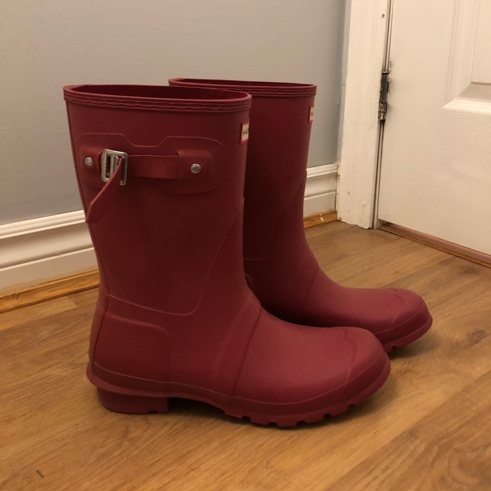 Short hunter boots